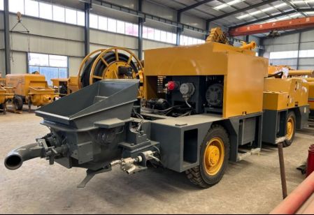 トンネル用高効率湿式コンクリート吹付けロボット 低リバウンド